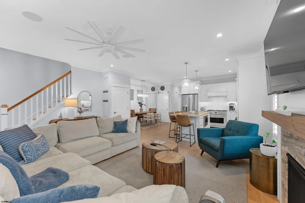 130 West Ave Ocean City, NJ 08226