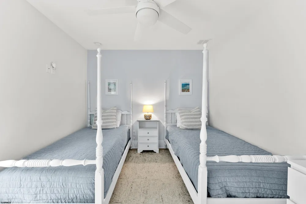 130 West Ave Ocean City, NJ 08226