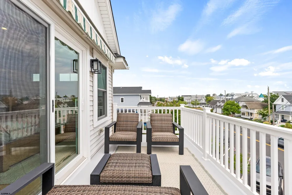 130 West Ave Ocean City, NJ 08226