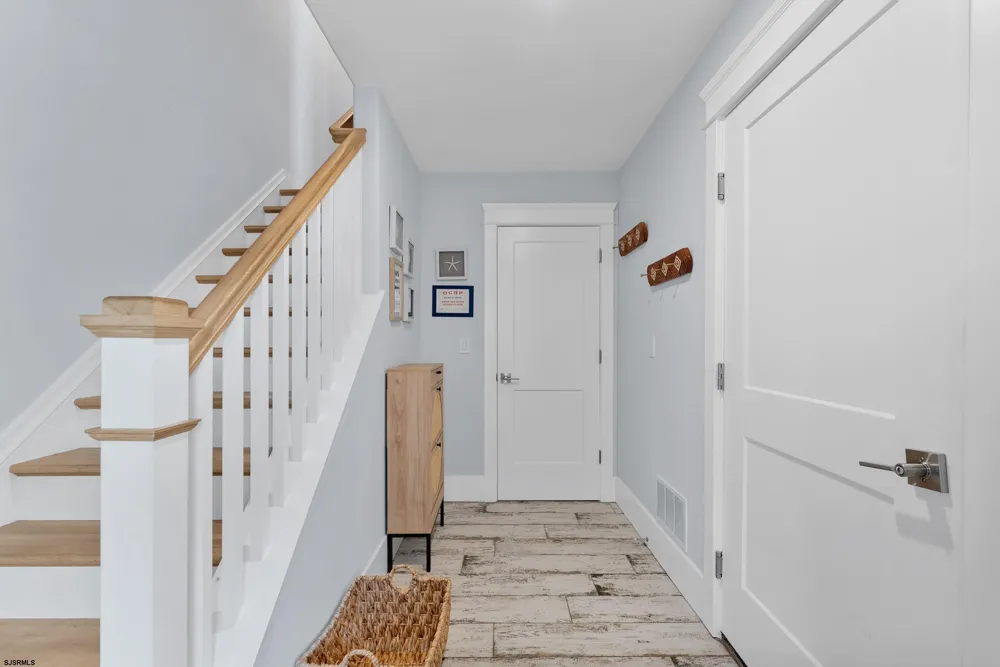 130 West Ave Ocean City, NJ 08226