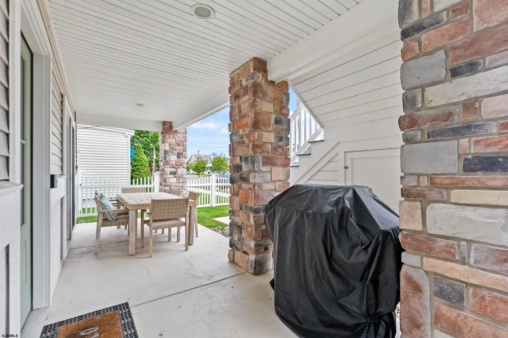 130 West Ave Ocean City, NJ 08226