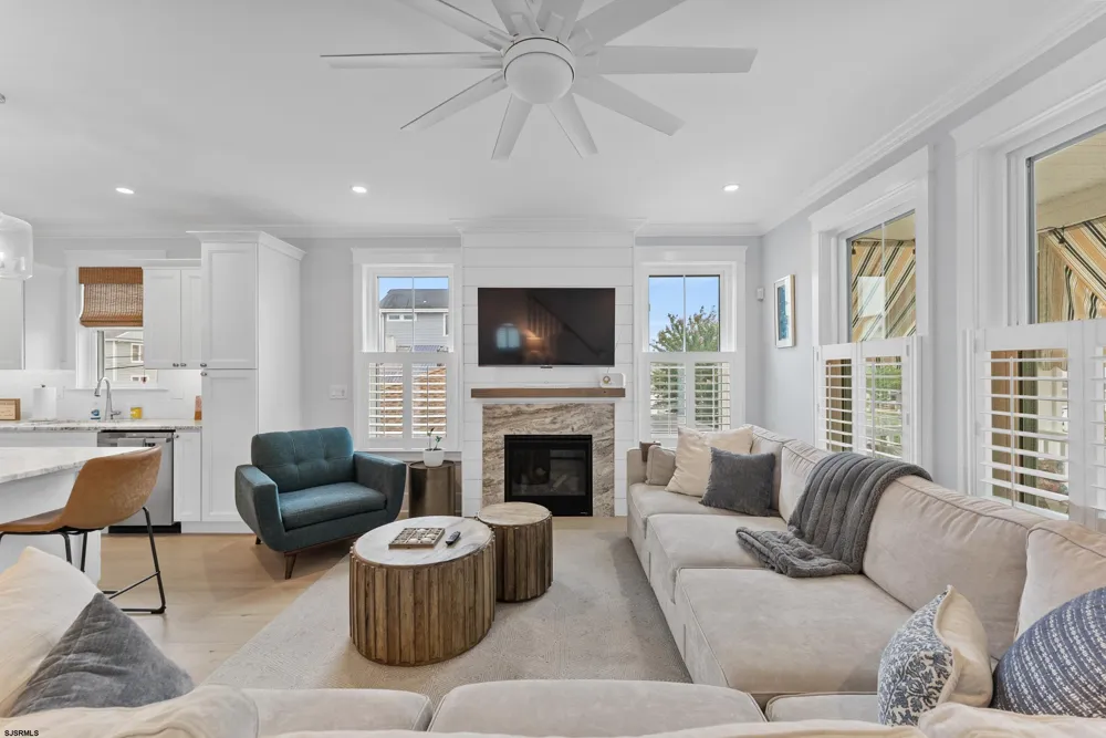 130 West Ave Ocean City, NJ 08226