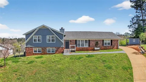 3 Berkshire Lane NE