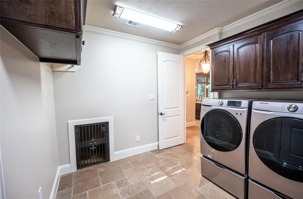 30003 Commons Park Drive Huffman, TX 77336