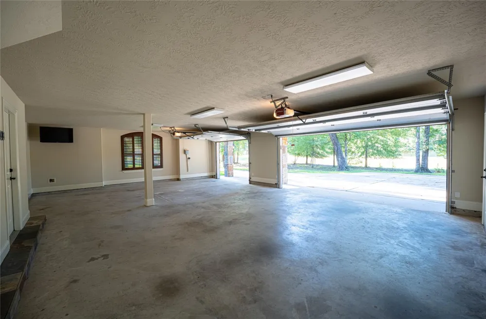 30003 Commons Park Drive Huffman, TX 77336