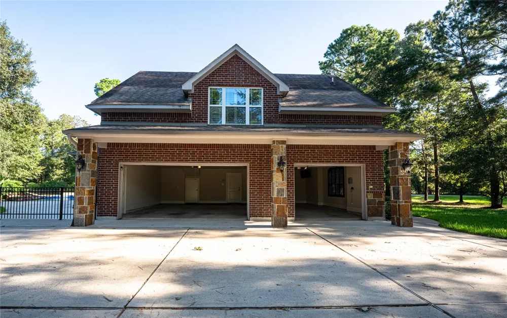 30003 Commons Park Drive Huffman, TX 77336