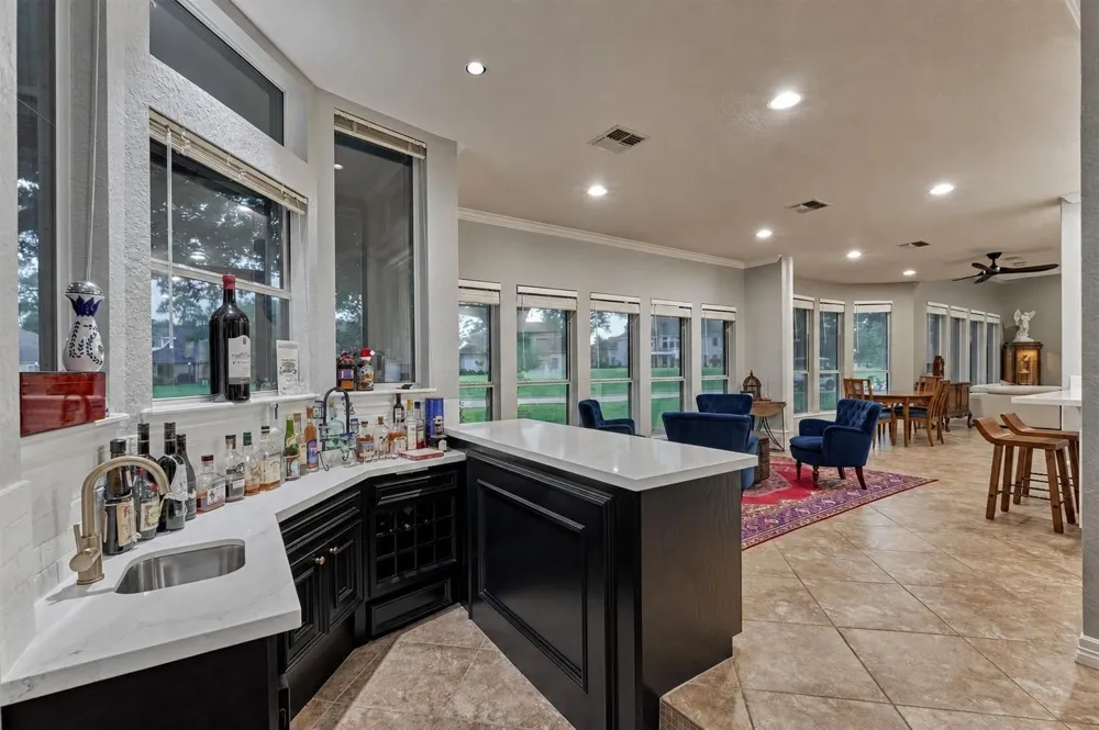 609 Edgewood Drive Montgomery, TX 77356