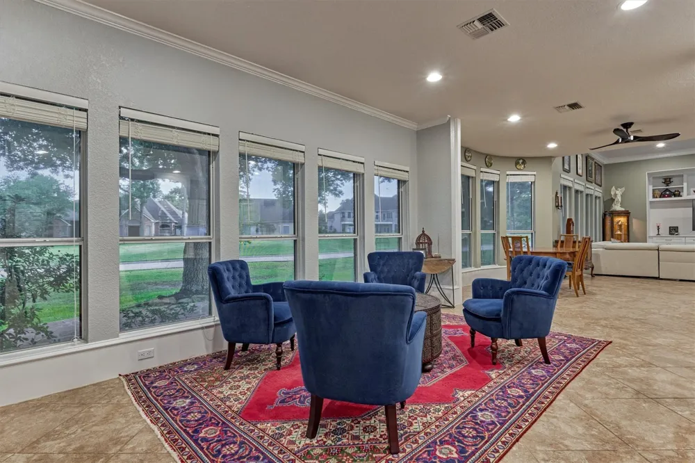 609 Edgewood Drive Montgomery, TX 77356