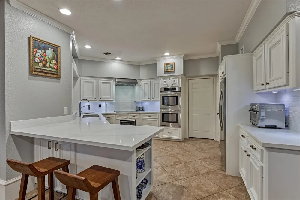 609 Edgewood Drive Montgomery, TX 77356