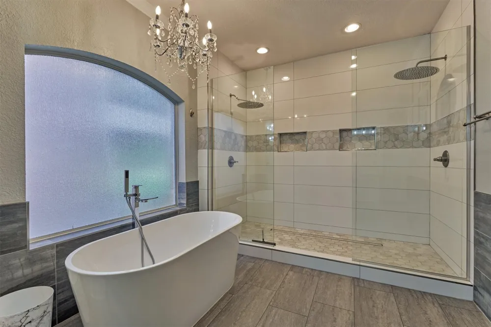 609 Edgewood Drive Montgomery, TX 77356
