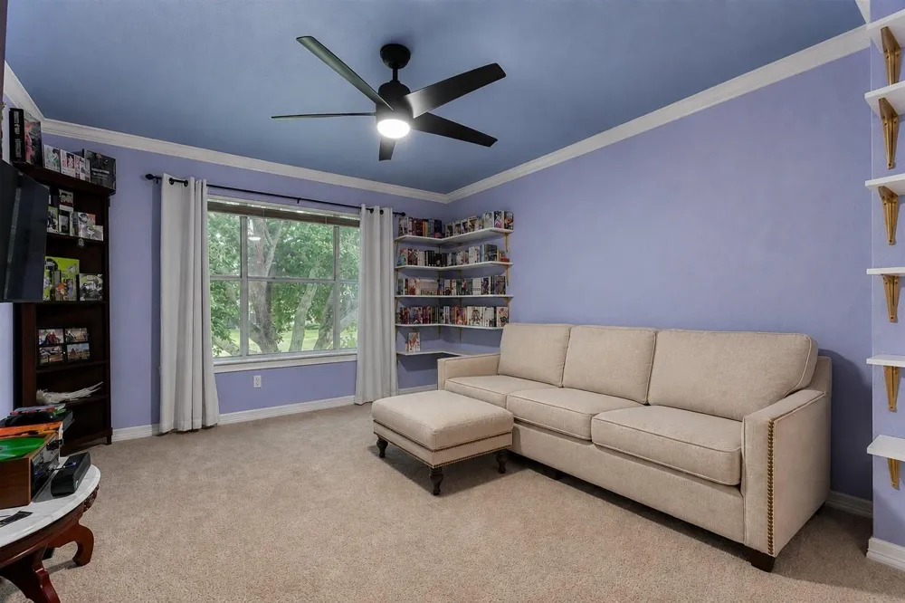 609 Edgewood Drive Montgomery, TX 77356
