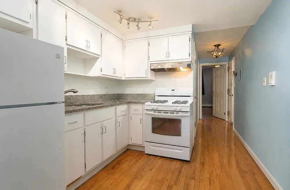 91 GARDEN ST Hoboken, NJ 07030
