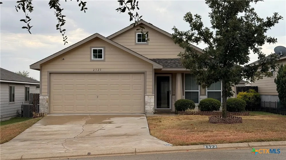 2323 Stoneham Temple, TX 76504