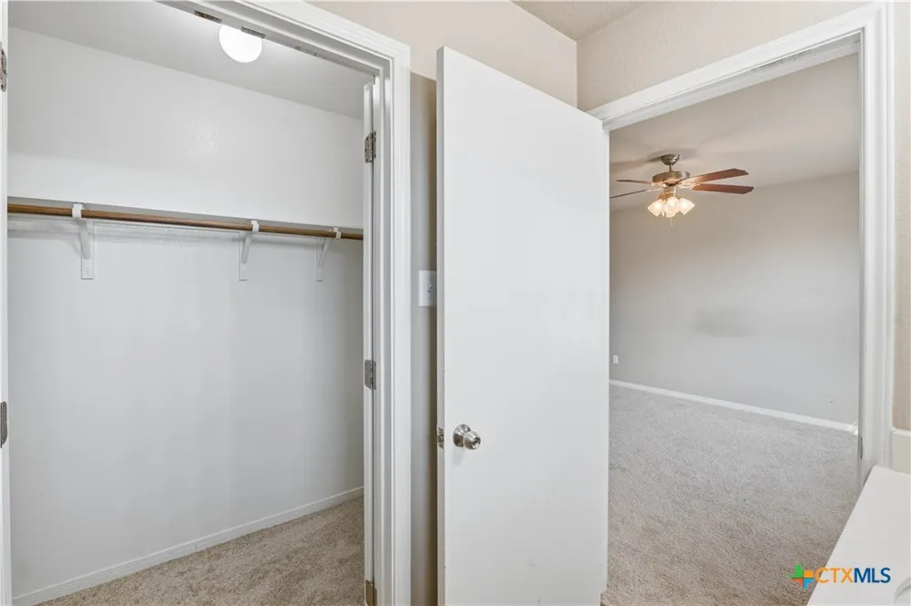 2323 Stoneham Temple, TX 76504