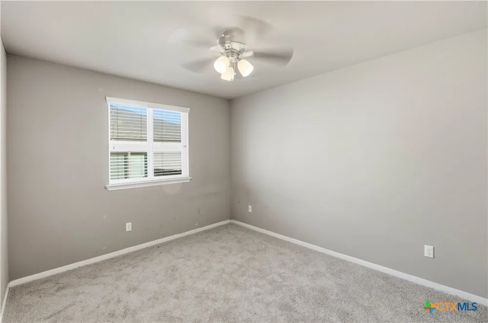 2323 Stoneham Temple, TX 76504