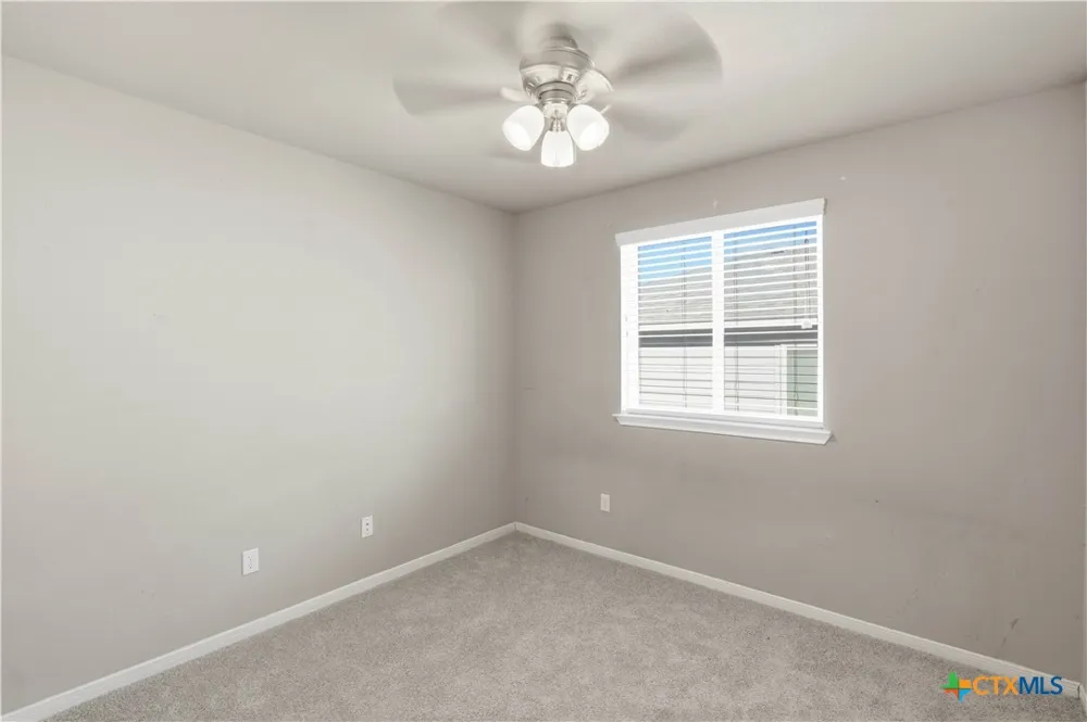 2323 Stoneham Temple, TX 76504