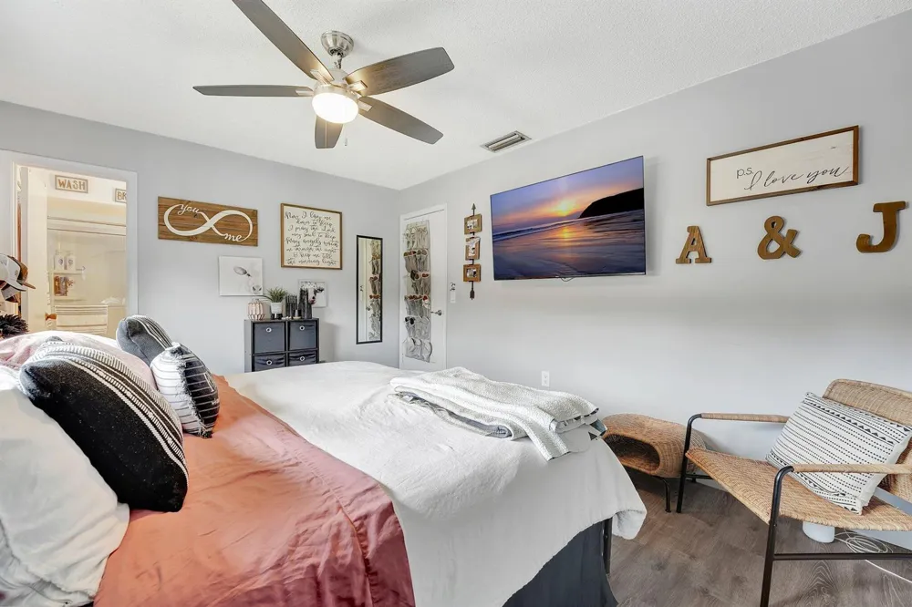 4770 NW 113th Avenue Sunrise, FL 33323