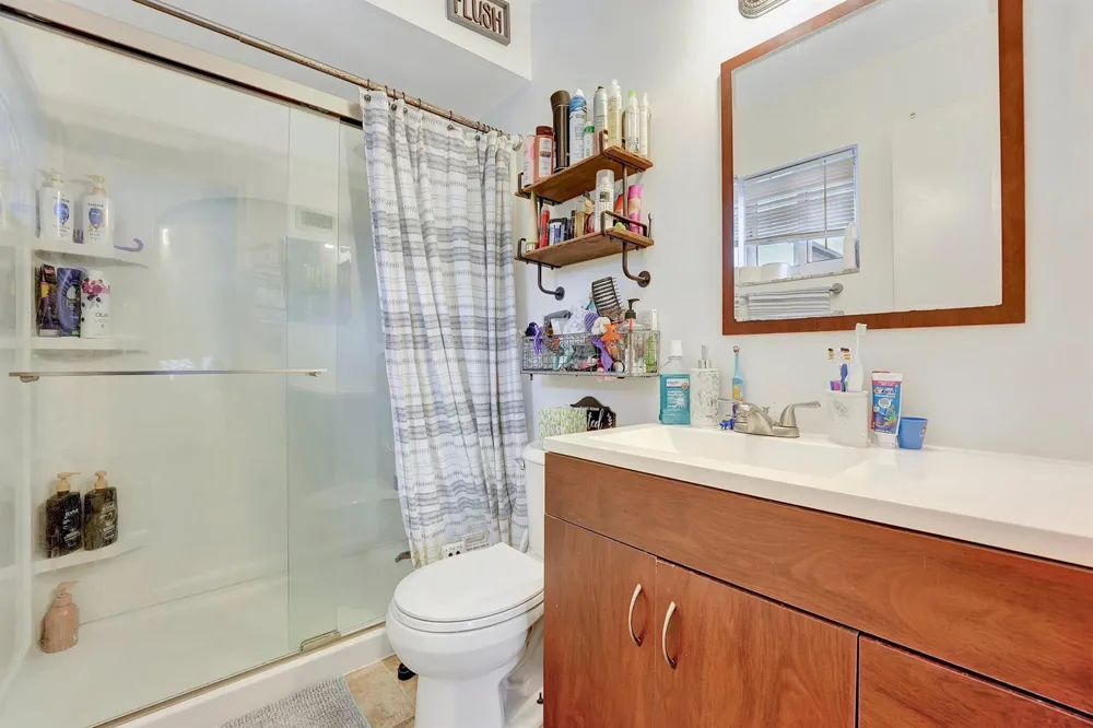4770 NW 113th Avenue Sunrise, FL 33323