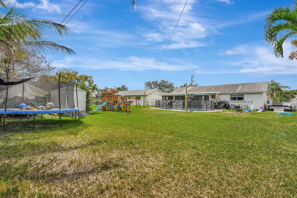 4770 NW 113th Avenue Sunrise, FL 33323