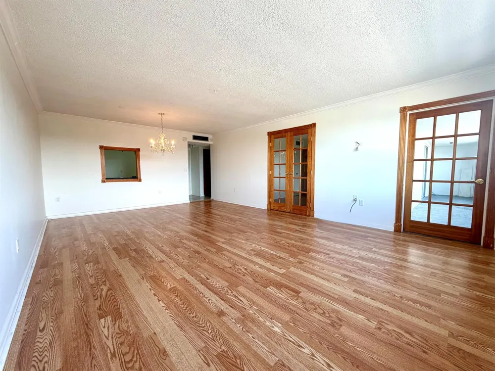 1502 S Lakeside Drive ##401 