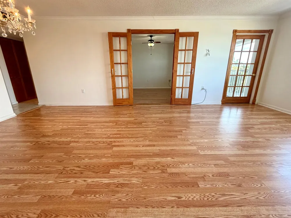 1502 S Lakeside Drive ##401 