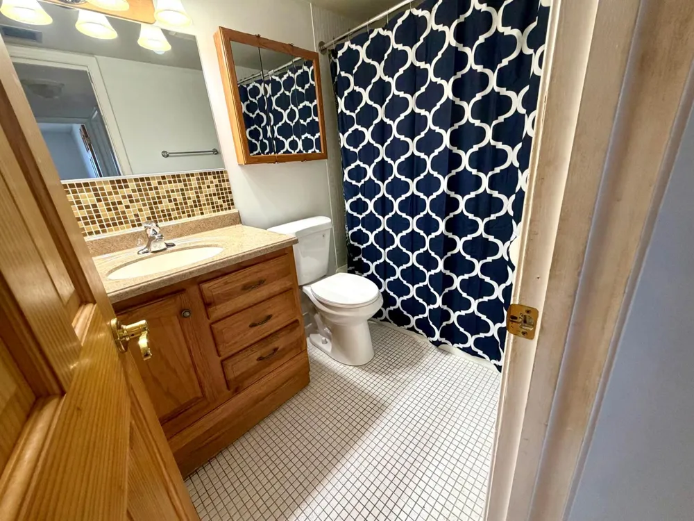 1502 S Lakeside Drive ##401 