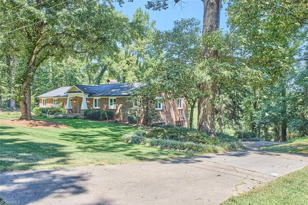 225 River Road Advance, NC 27006