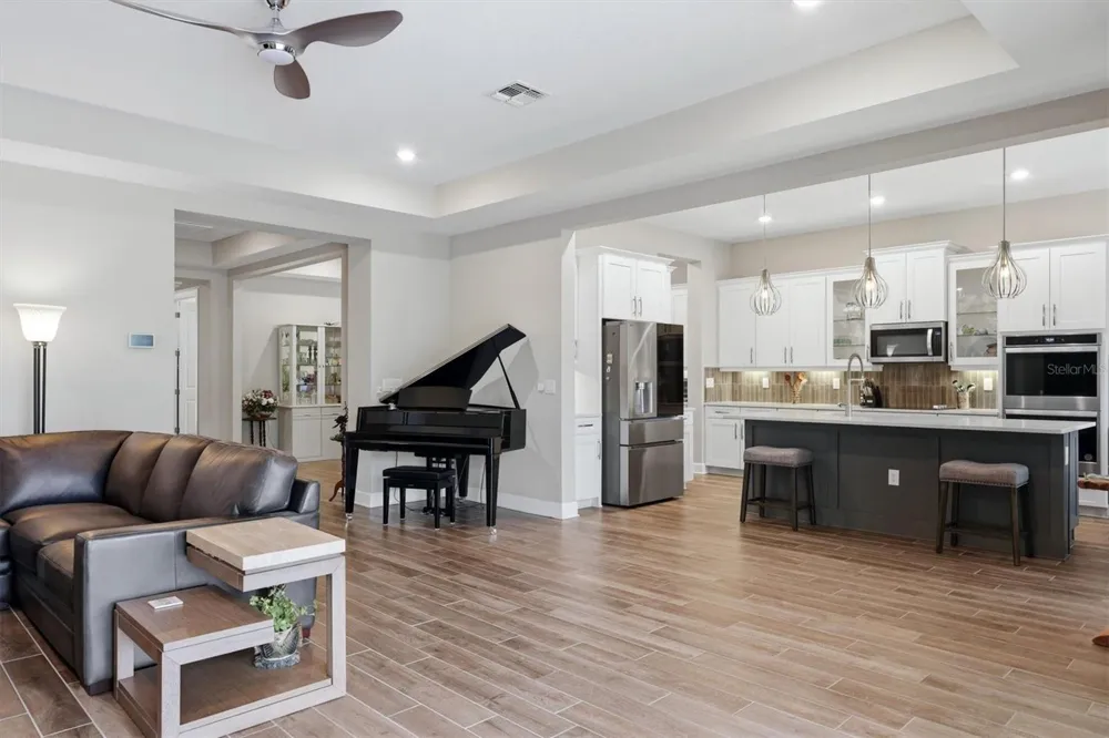 7271 GREAT EGRET BOULEVARD Sarasota, FL 34241