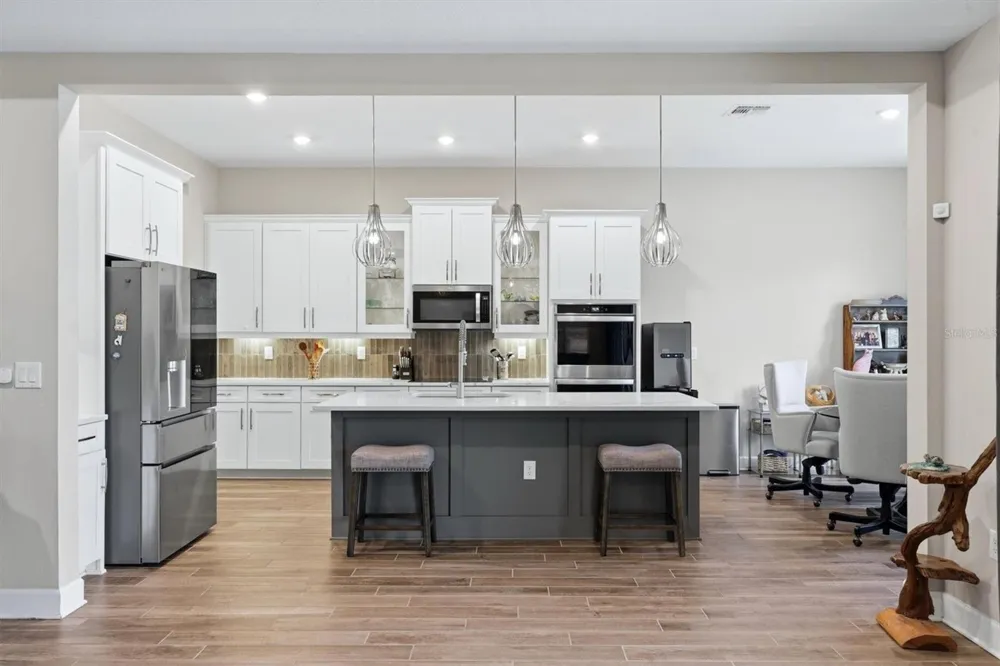 7271 GREAT EGRET BOULEVARD Sarasota, FL 34241