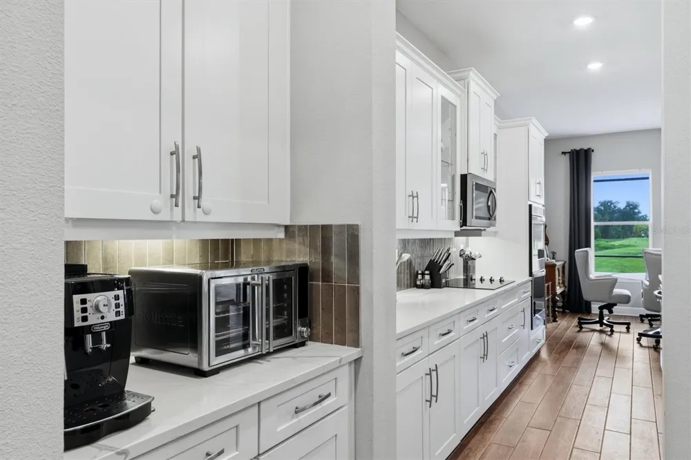 7271 GREAT EGRET BOULEVARD Sarasota, FL 34241
