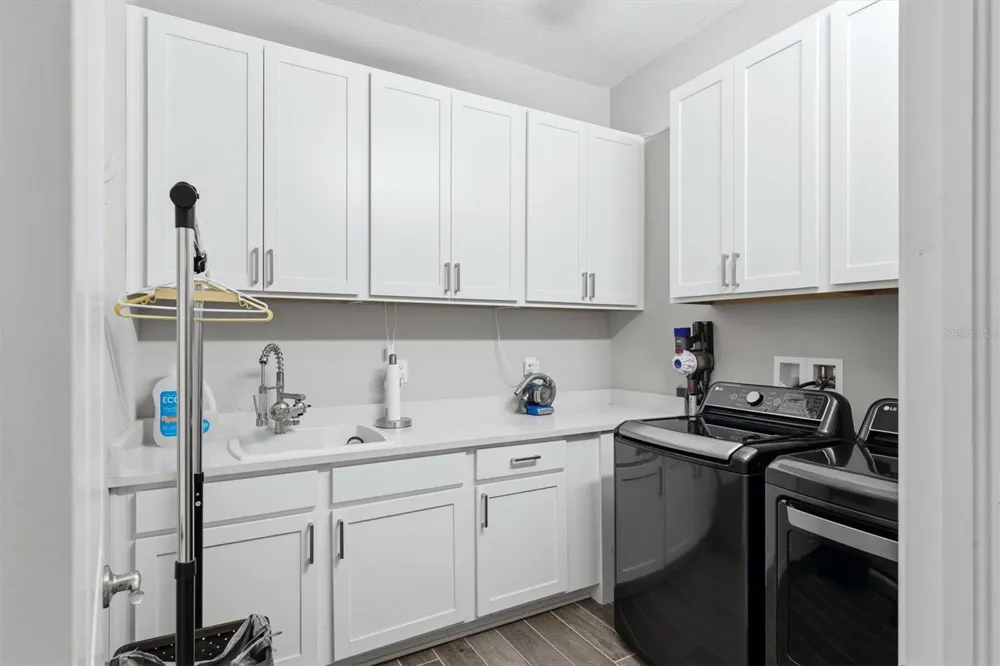 7271 GREAT EGRET BOULEVARD Sarasota, FL 34241
