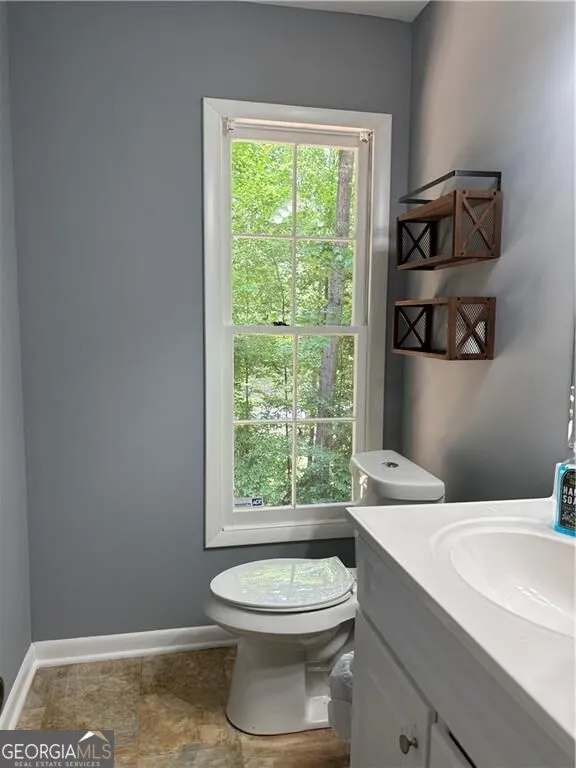 3728 Spring Leaf LN Acworth, GA 30101