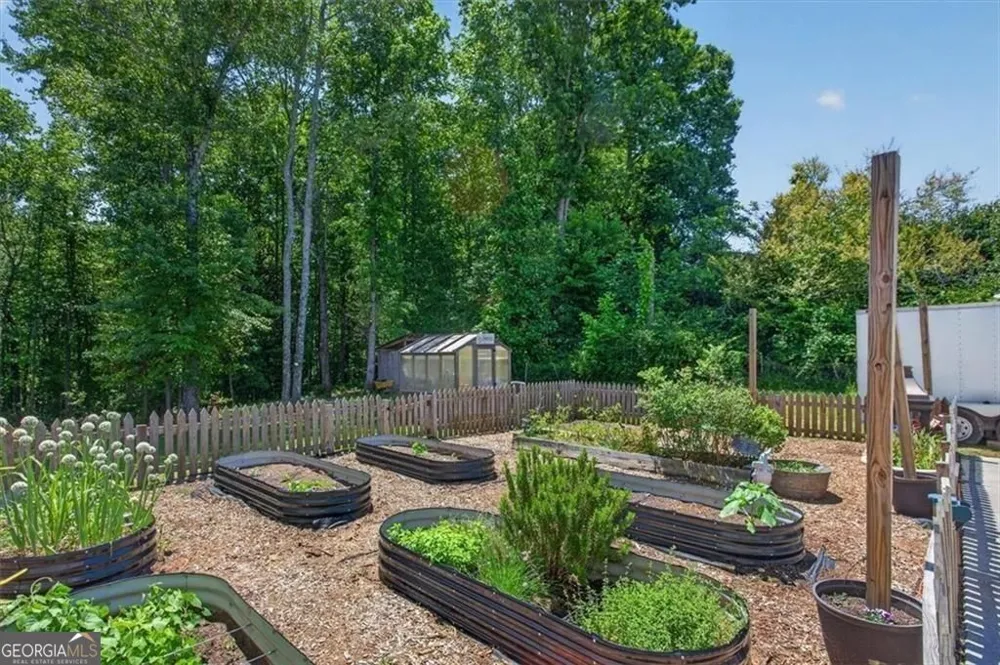 14402 Fincher RD Canton, GA 30114