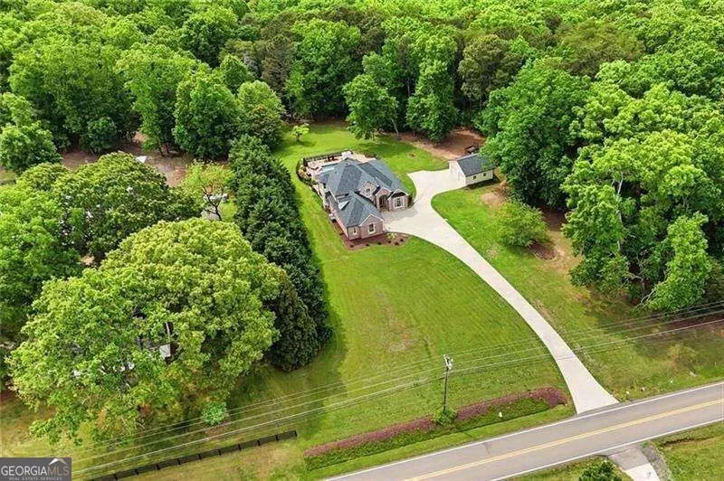 2235 Lower Burris RD Canton, GA 30114