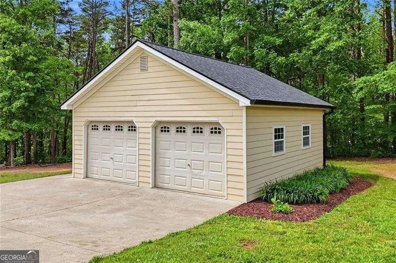 2235 Lower Burris RD Canton, GA 30114