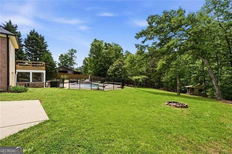 2235 Lower Burris RD Canton, GA 30114