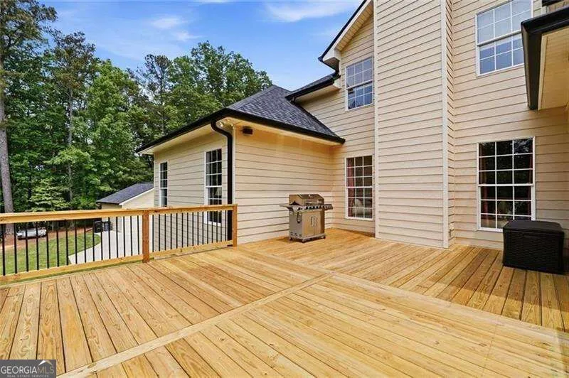 2235 Lower Burris RD Canton, GA 30114