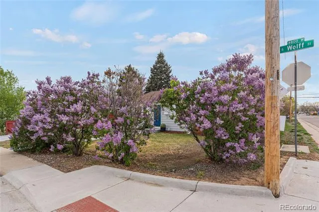 1301 S Wolff Street Denver, CO 80219