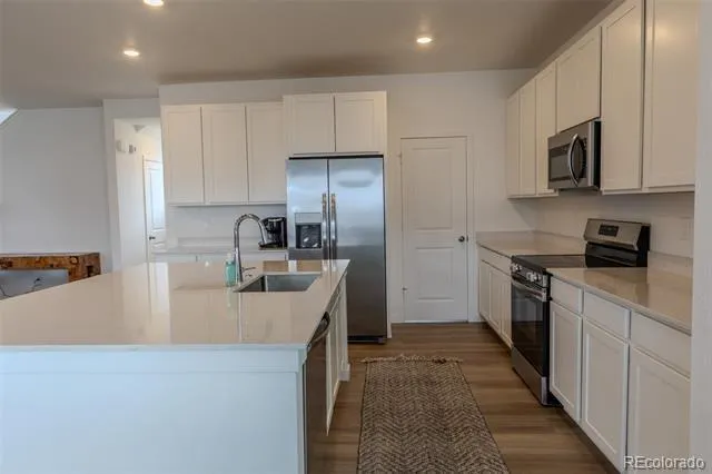 8858 Waterleaf Lane Littleton, CO 80125