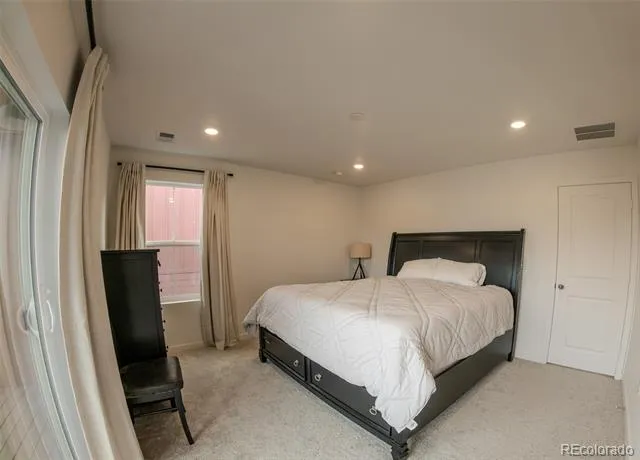 8858 Waterleaf Lane Littleton, CO 80125