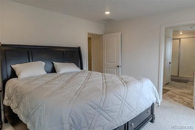 8858 Waterleaf Lane Littleton, CO 80125