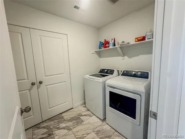 8858 Waterleaf Lane Littleton, CO 80125