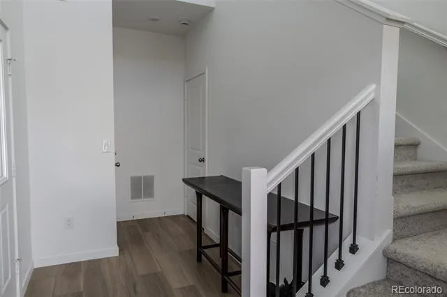 8858 Waterleaf Lane Littleton, CO 80125