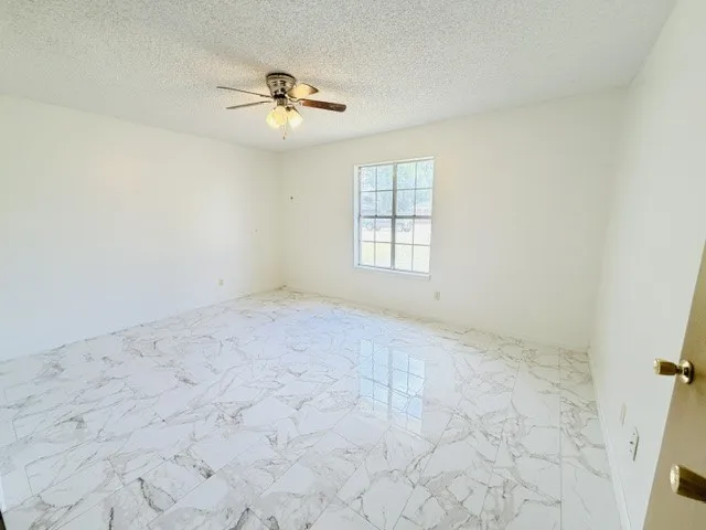 2942 Arrowhead Drive Abilene, TX 79606
