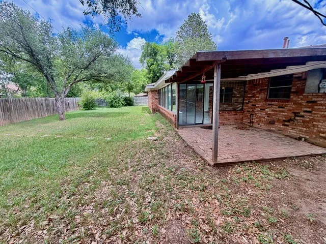 2942 Arrowhead Drive Abilene, TX 79606