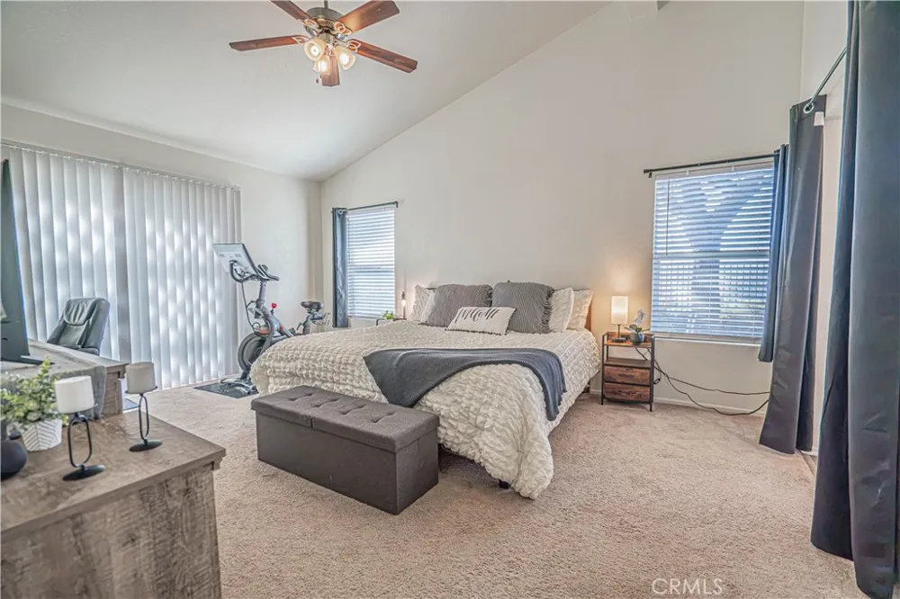 20160 Summit View Drive Canyon Country, CA 91351
