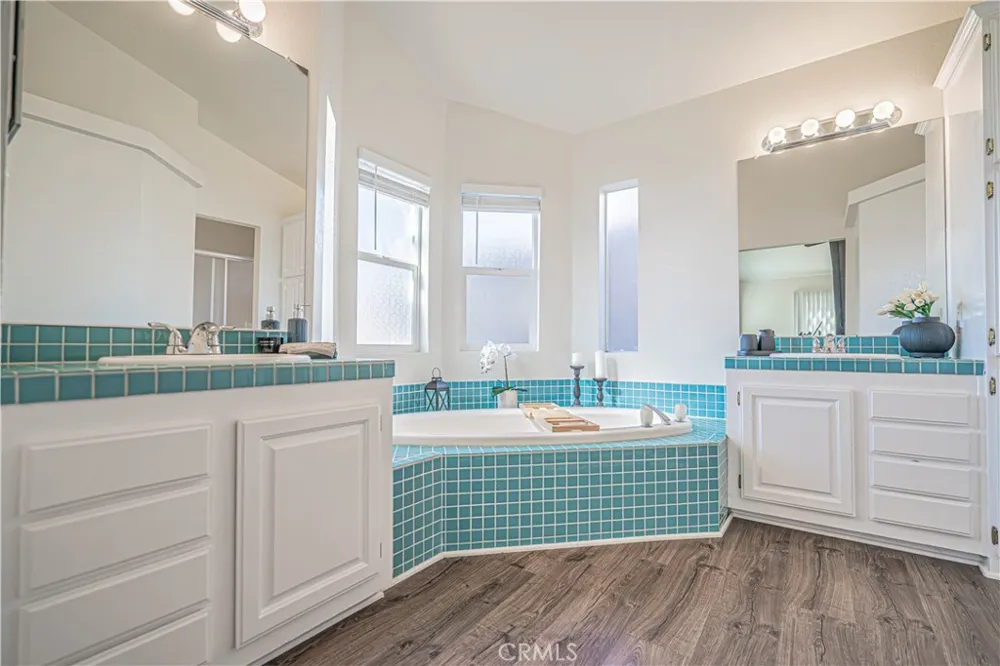 20160 Summit View Drive Canyon Country, CA 91351