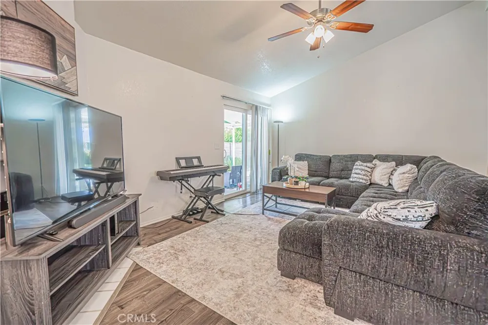 20160 Summit View Drive Canyon Country, CA 91351