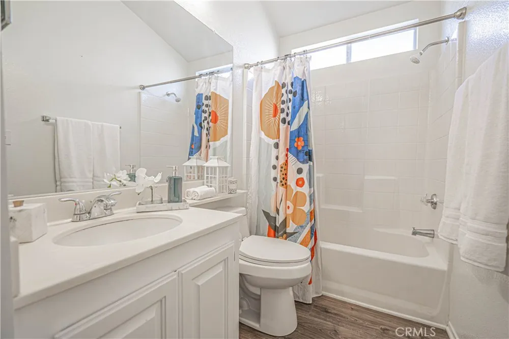 20160 Summit View Drive Canyon Country, CA 91351