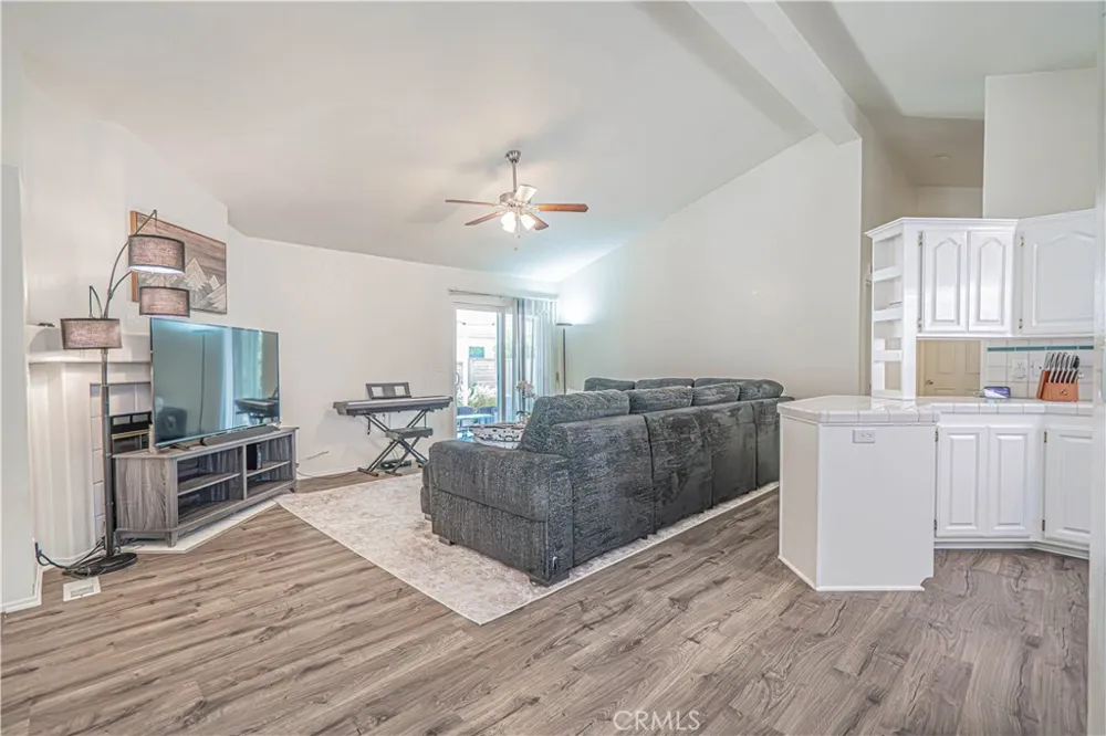 20160 Summit View Drive Canyon Country, CA 91351